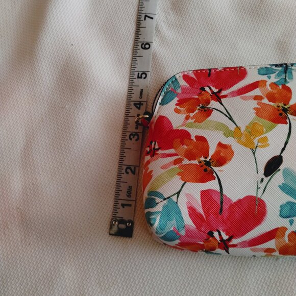 Nanette Lepore floral purse - Picture 8 of 8